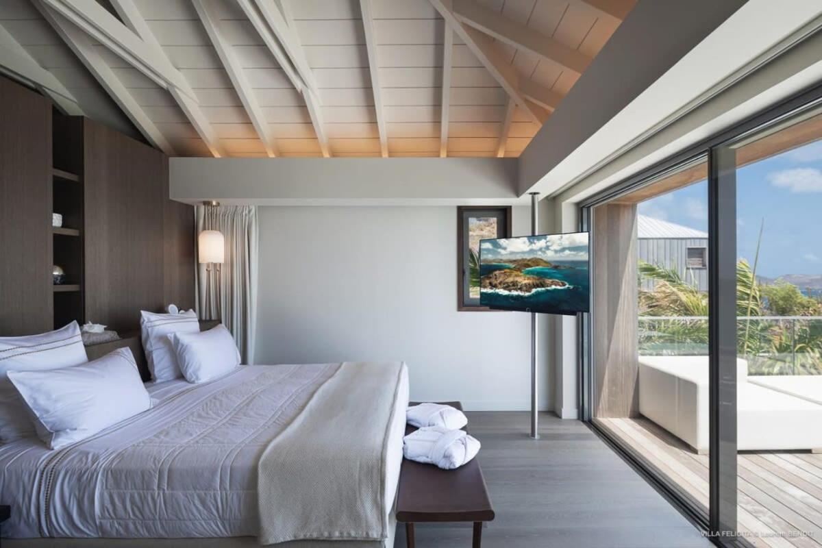 On A Hill Side Villa With Superb Amenities St. Barthelemy 外观 照片
