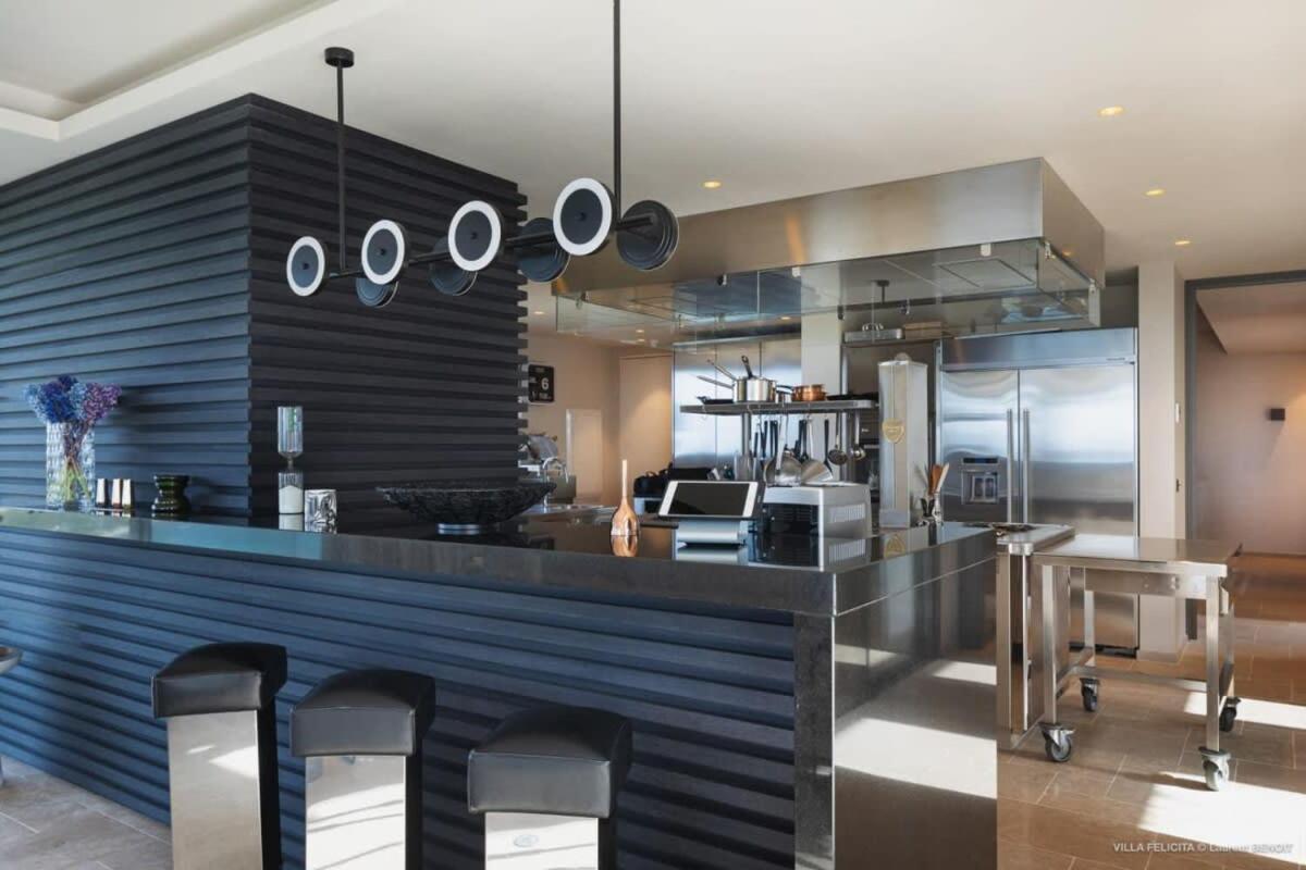 On A Hill Side Villa With Superb Amenities St. Barthelemy 外观 照片