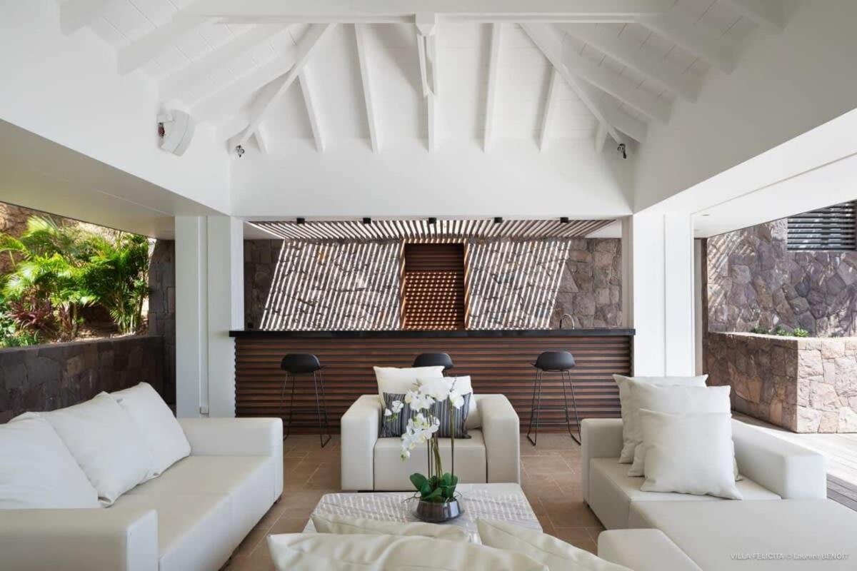 On A Hill Side Villa With Superb Amenities St. Barthelemy 外观 照片